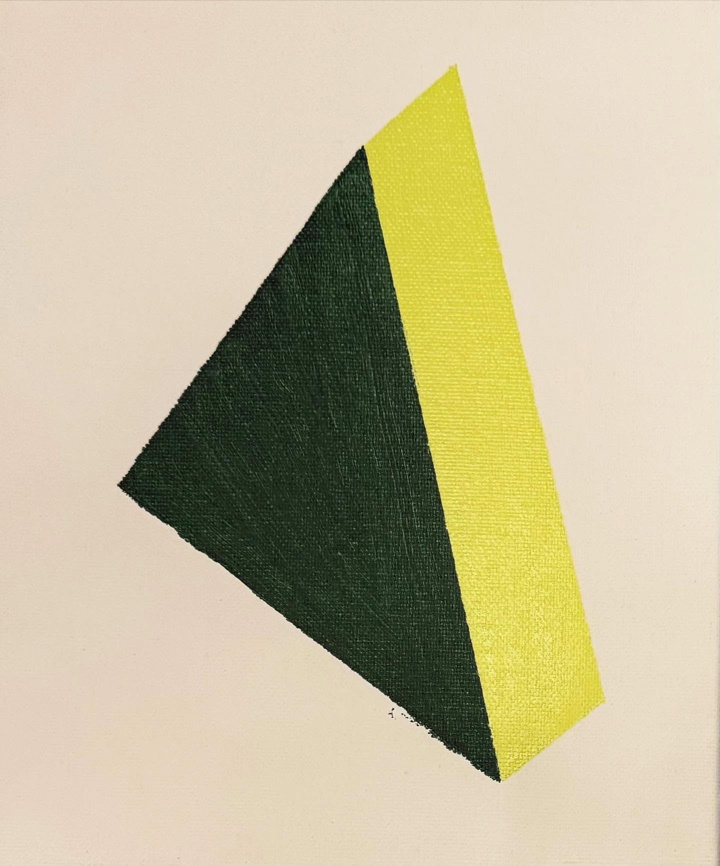 Yellow and green triangle 1